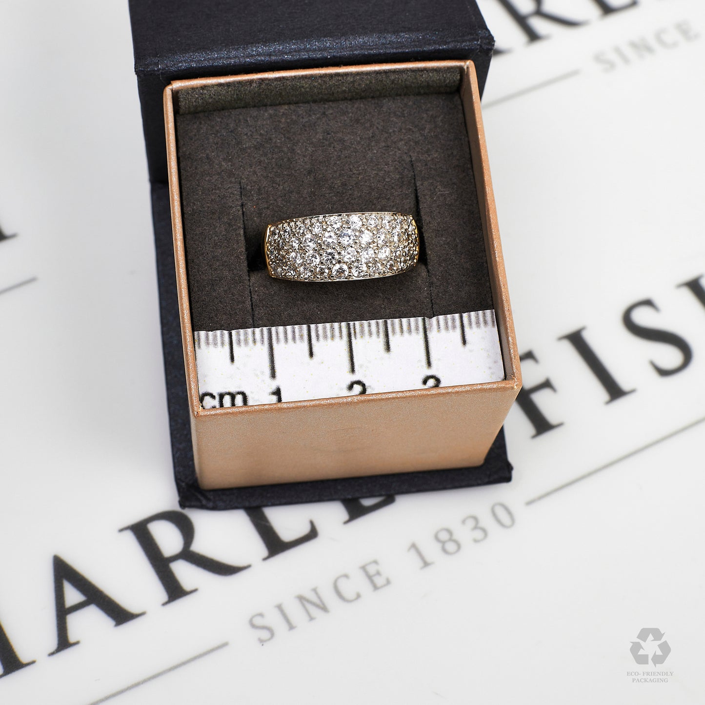 Pre-Owned 9ct Gold CZ 4 RowTapering Band Ring Size M