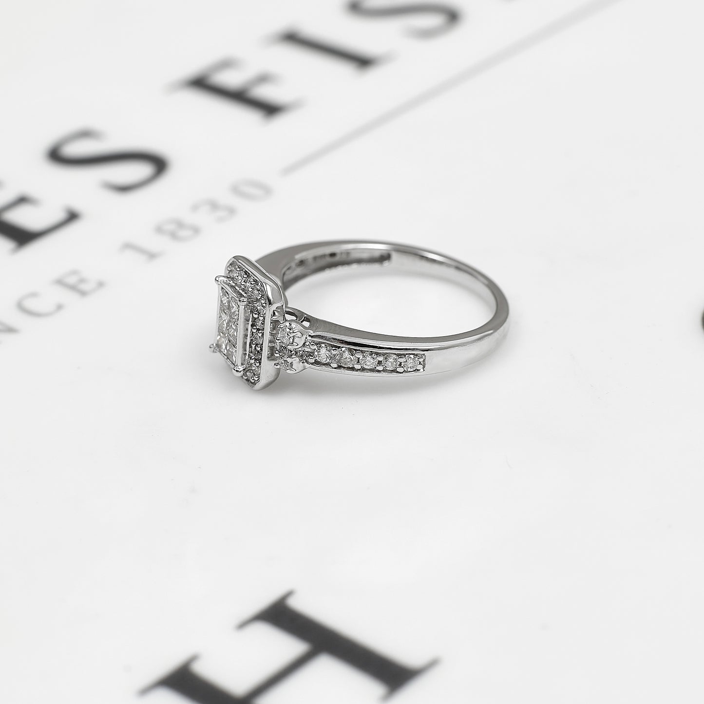 Pre-Owned 9ct White Gold Mixed Cut Diamond Cluster Ring