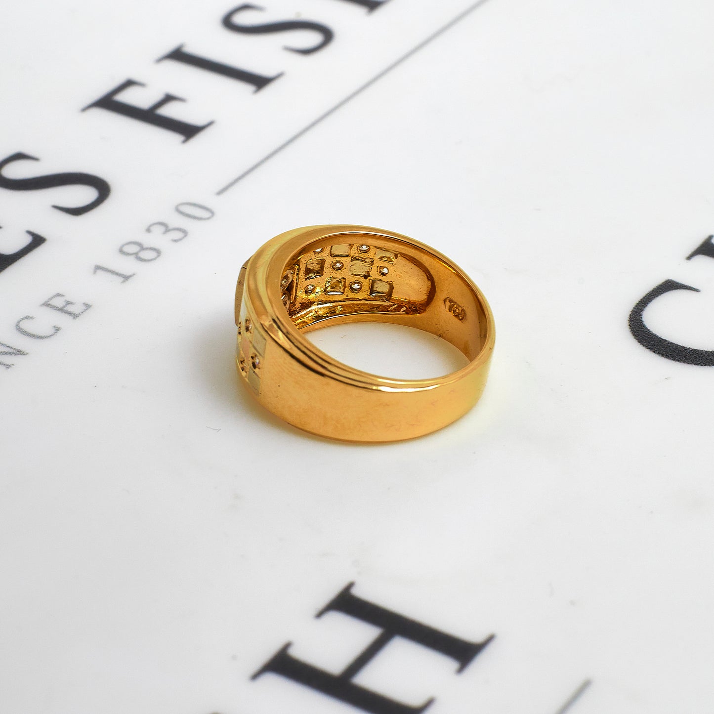 Pre-Owned 18ct Gold CZ Ring & CZ Sides Size Q