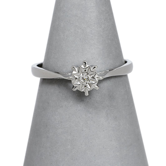 Pre-Owned 9ct White Gold Illusion Set Diamond Ring Size L