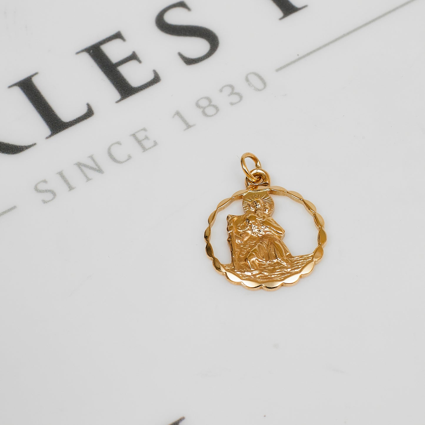 Pre-Owned 9ct Gold St Christopher Cut Out Design Pendant