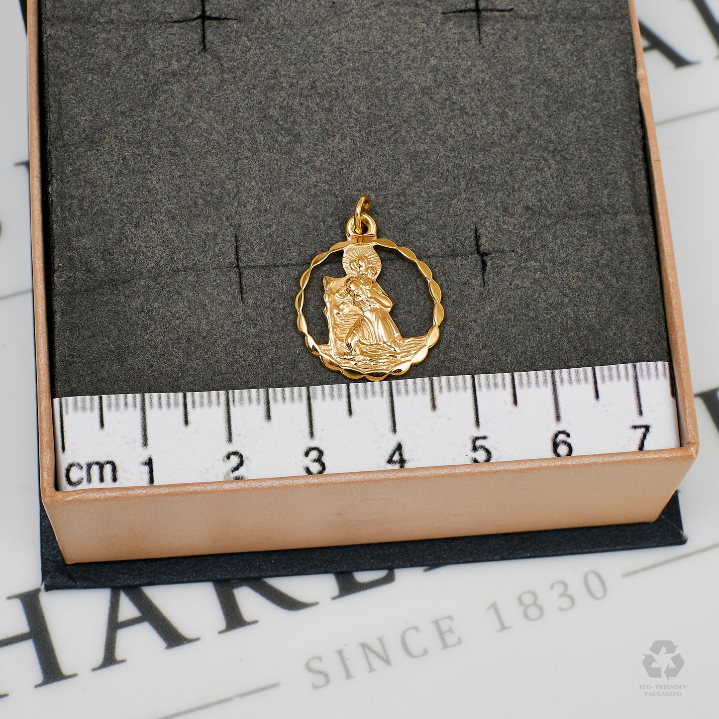 Pre-Owned 9ct Gold St Christopher Cut Out Design Pendant