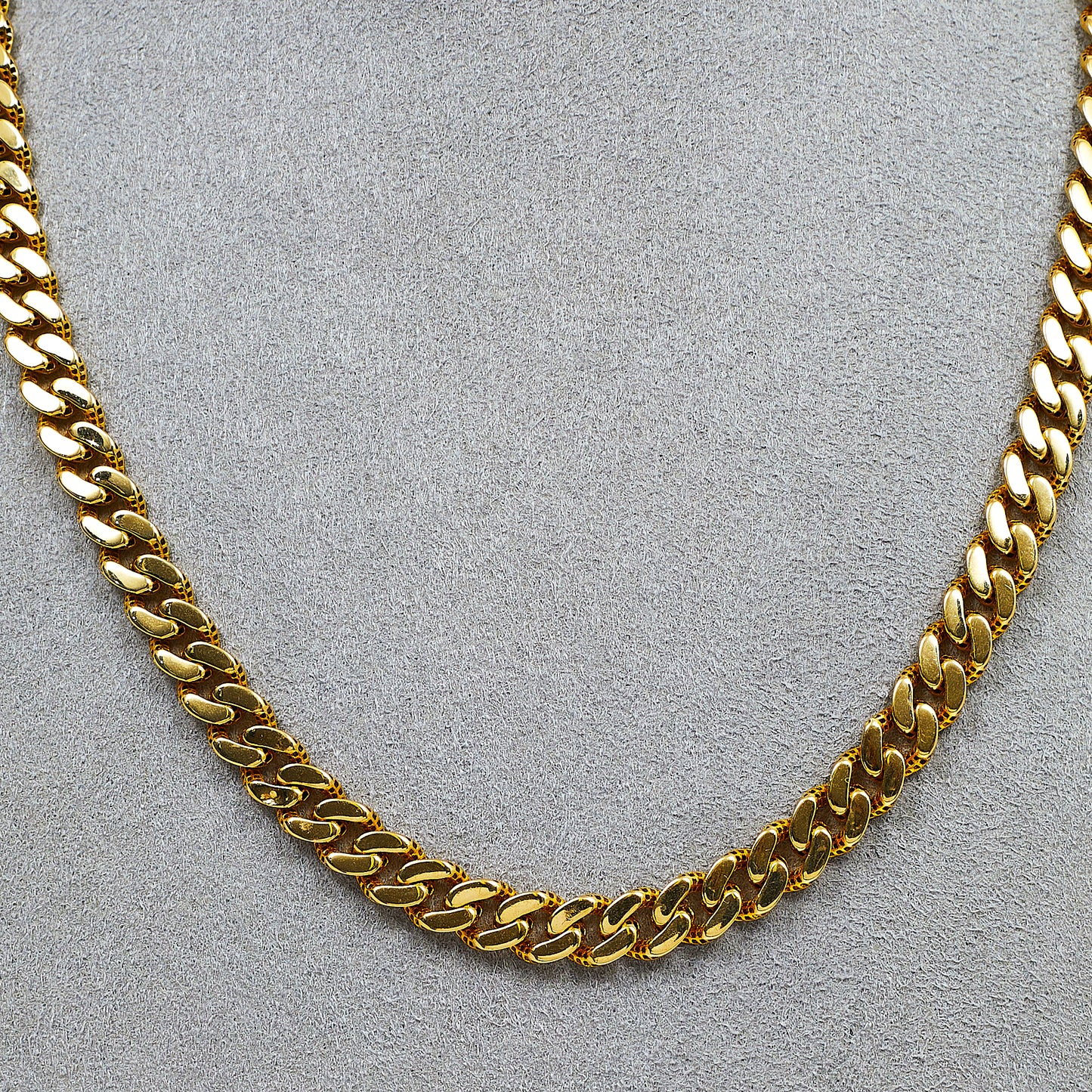 Pre-Owned 14ct Gold Curb Chain Necklace 16 Inch