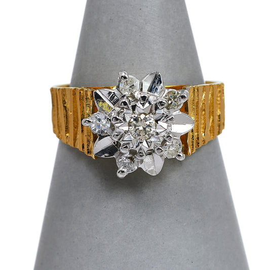 Pre-Owned 18ct Gold Diamond Cluster Ring Size O