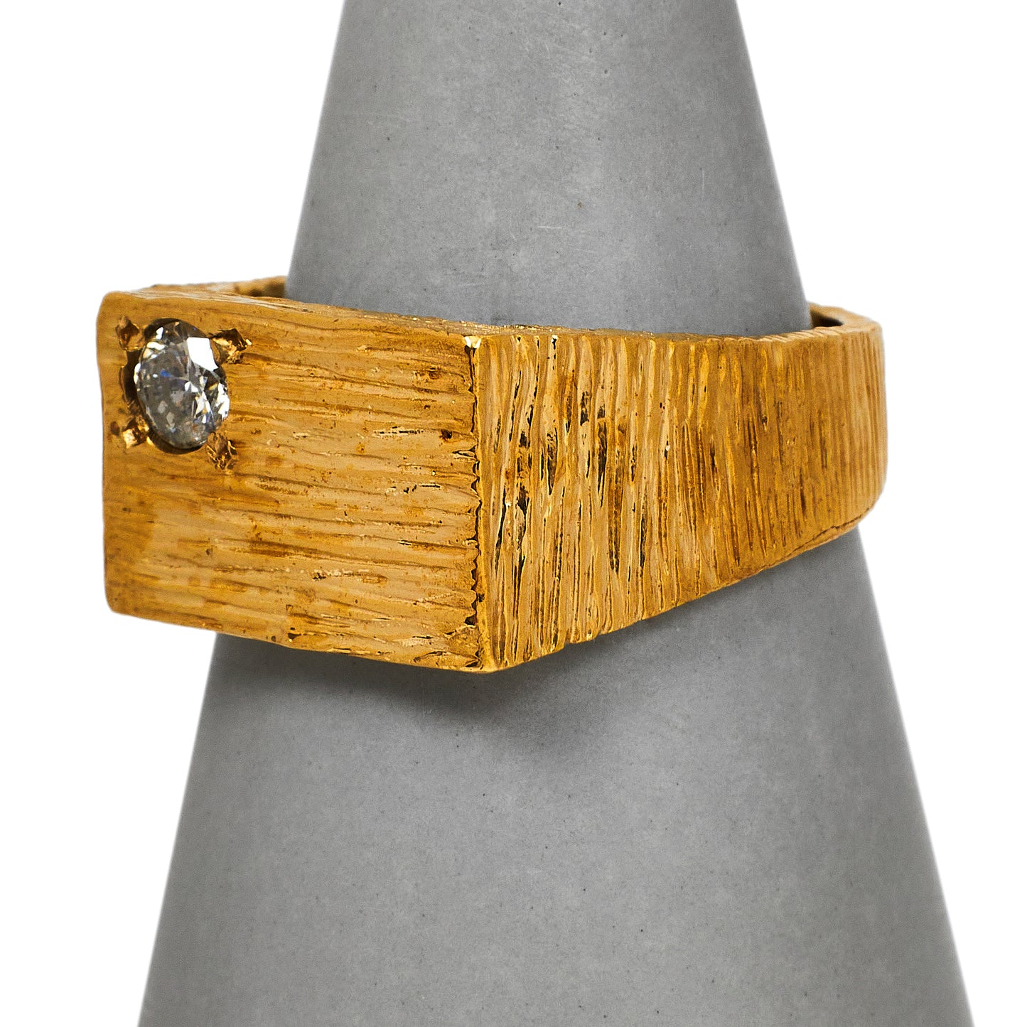 Pre-Owned 9ct Gold Diamond Barked Signet Ring Size V.5