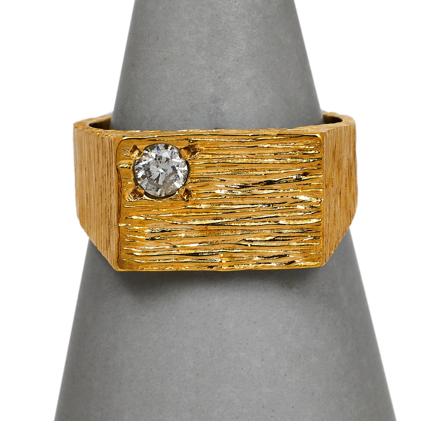 Pre-Owned 9ct Gold Diamond Barked Signet Ring Size V.5