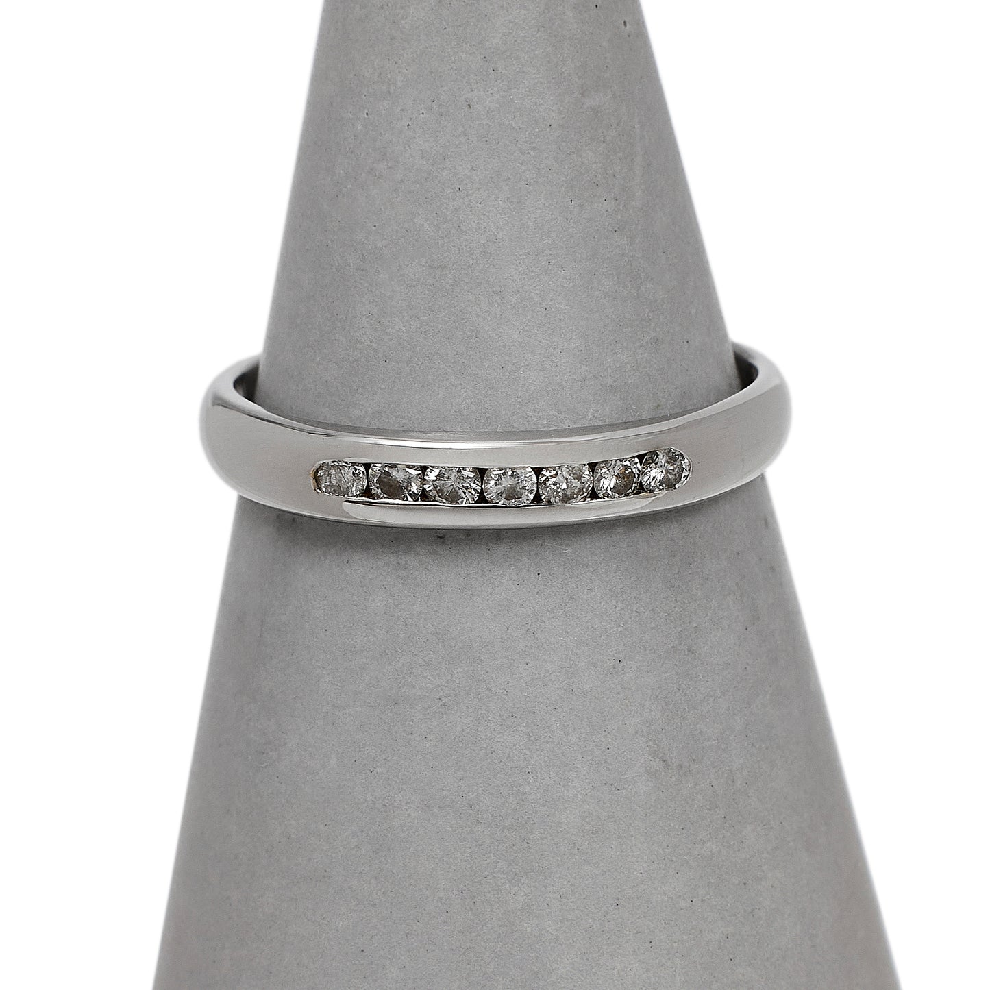 Pre-Owned 9ct White Gold 7 Diamond Ring Size L
