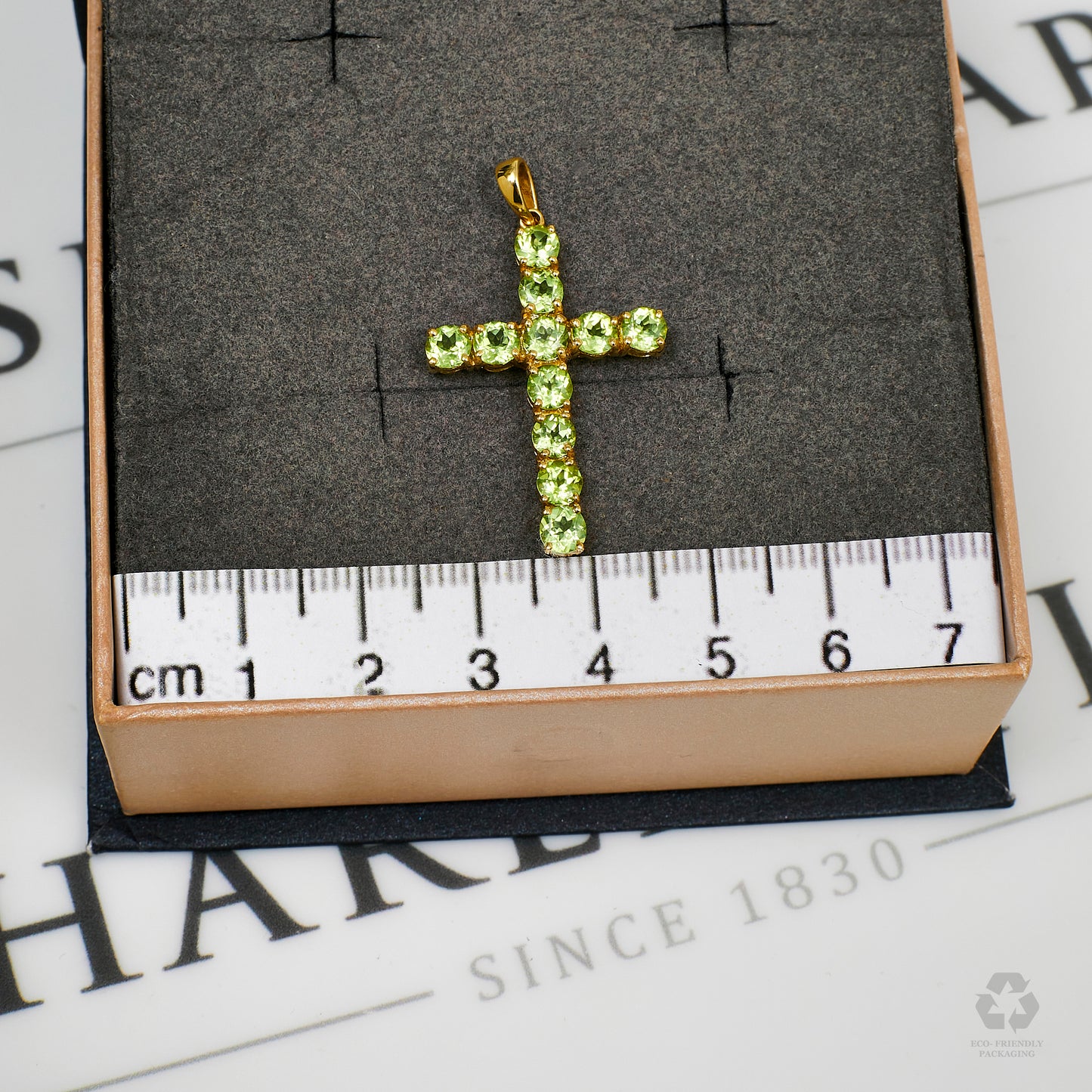 Pre-Owned 9ct Gold Peridot Cross Pendant