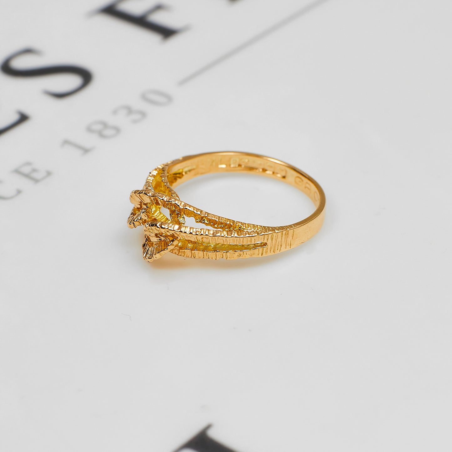 Pre-Owned 9ct Gold Barked Twist Knot Ring Size K