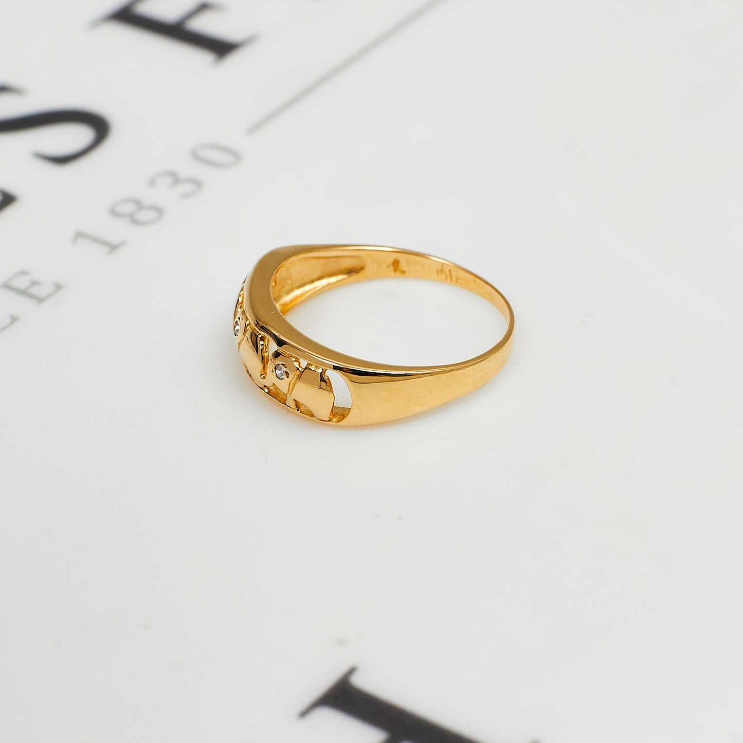 Pre-Owned 9ct Gold & 3 Diamond Elephant Ring Size K.5