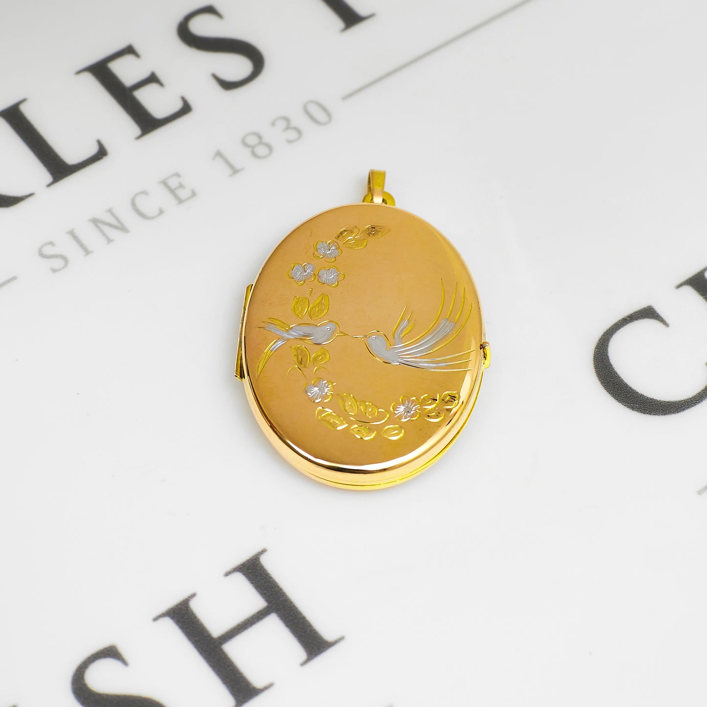 Pre-Owned 9ct Gold Bird Design Locket