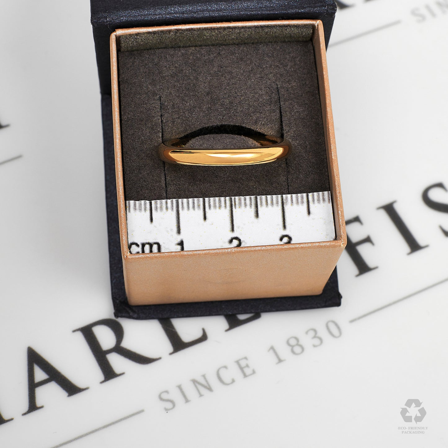 Pre-Owned 9ct Gold Tube Band Ring Size T.5