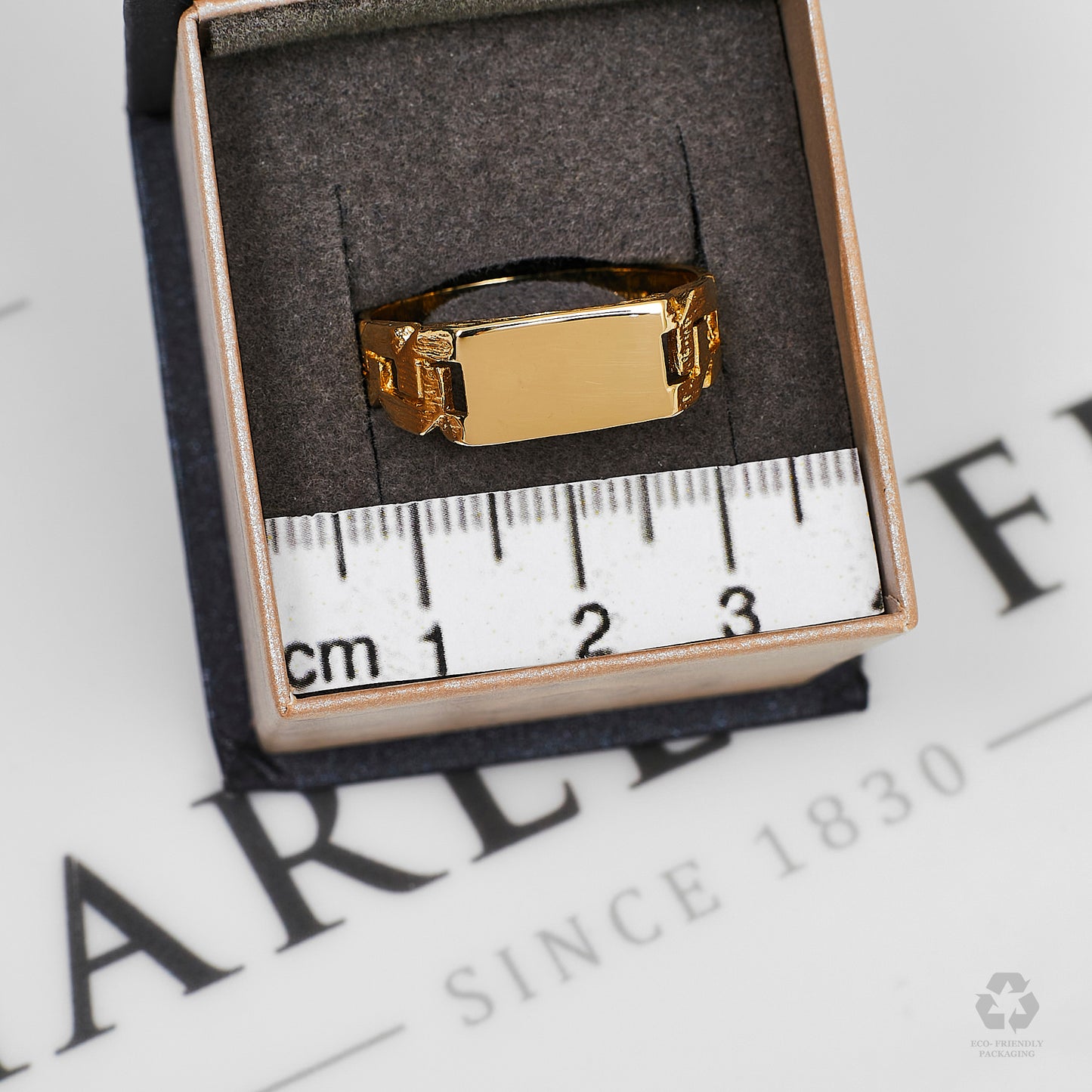 Pre-Owned 9ct Gold Rectangle Signet Ring & Curb Link Sides