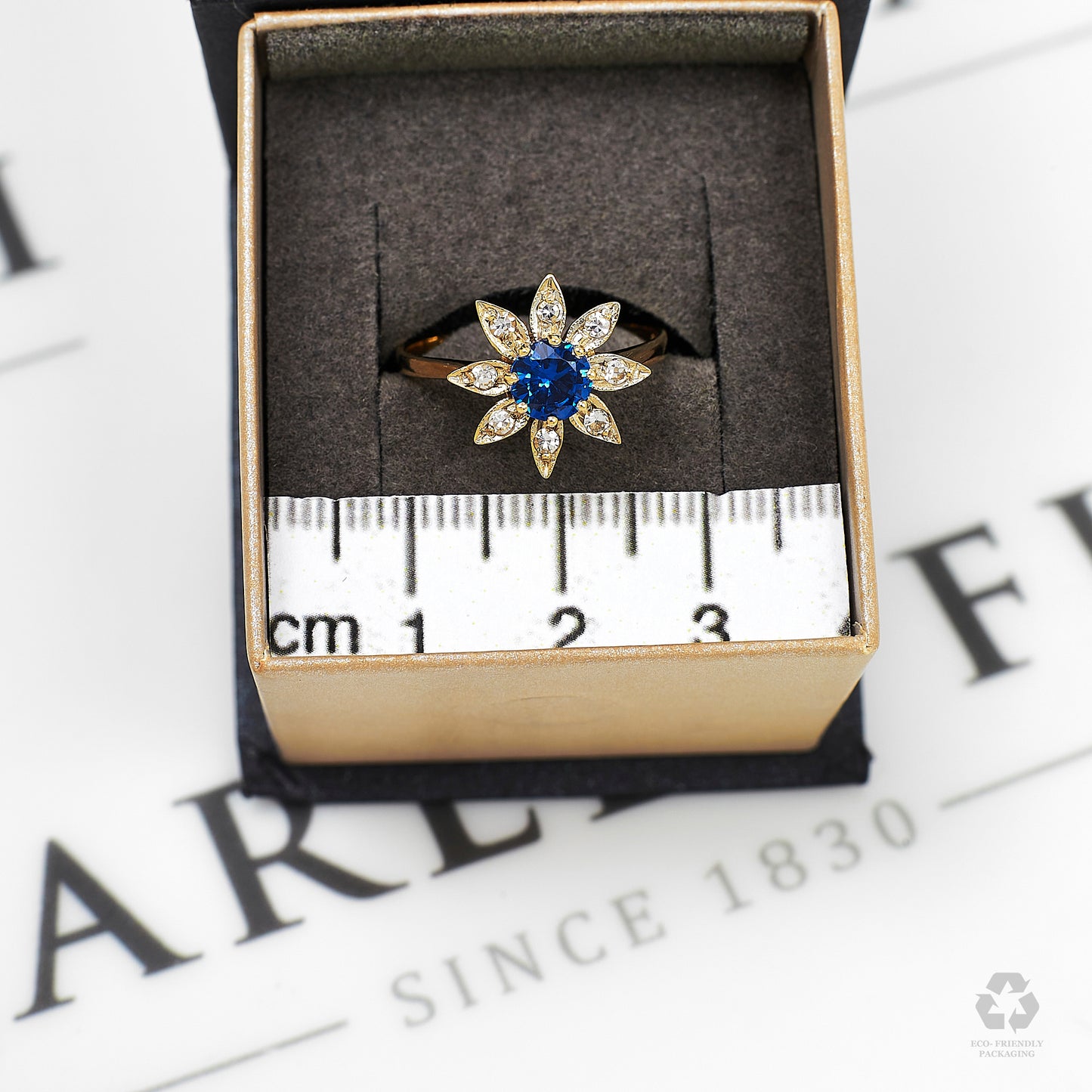 Pre-Owned 9ct Gold Synthetic Stone Flower Ring Size N.5