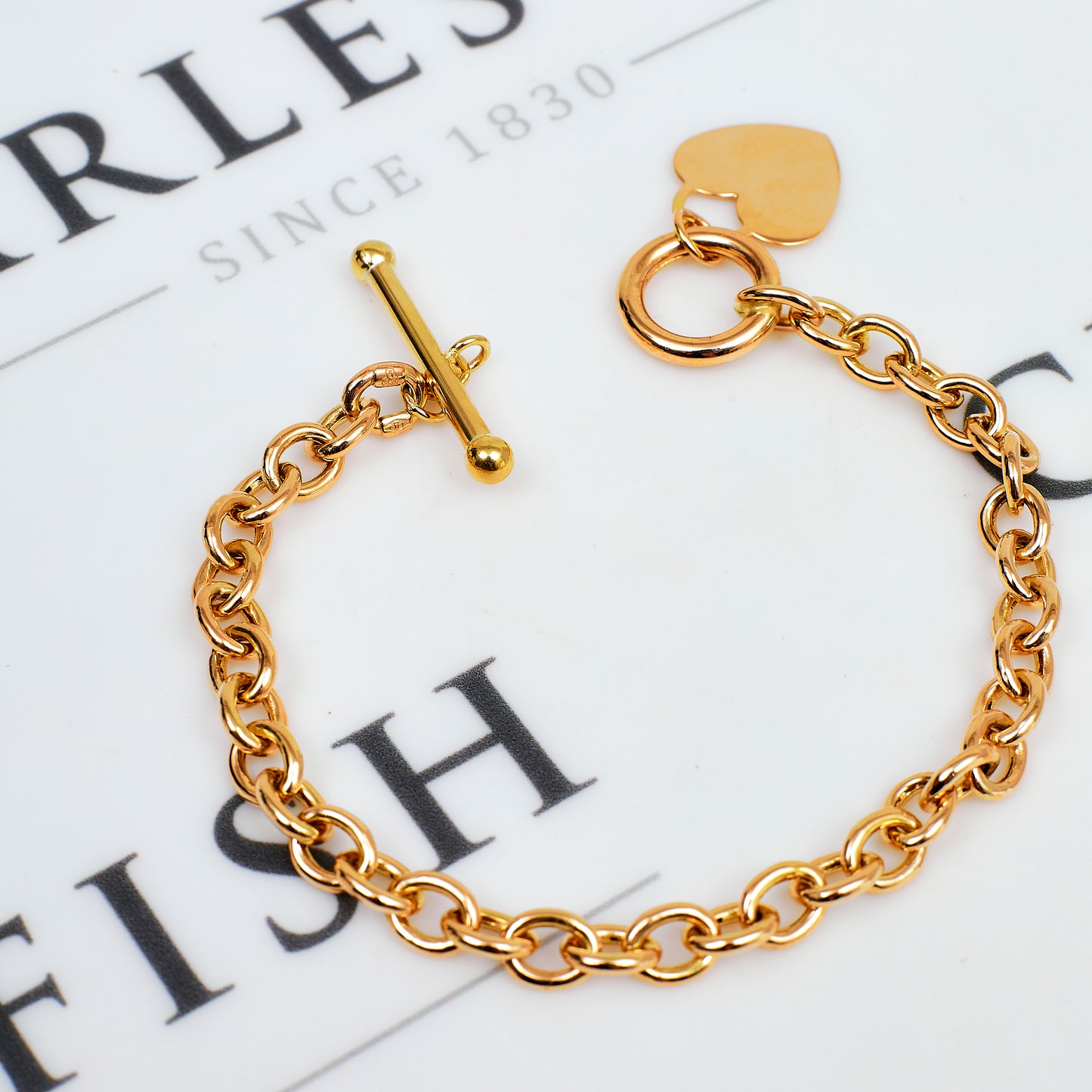 Pre-Owned 9ct Gold Oval Link Bracelet & Heart Tag & T Bar
