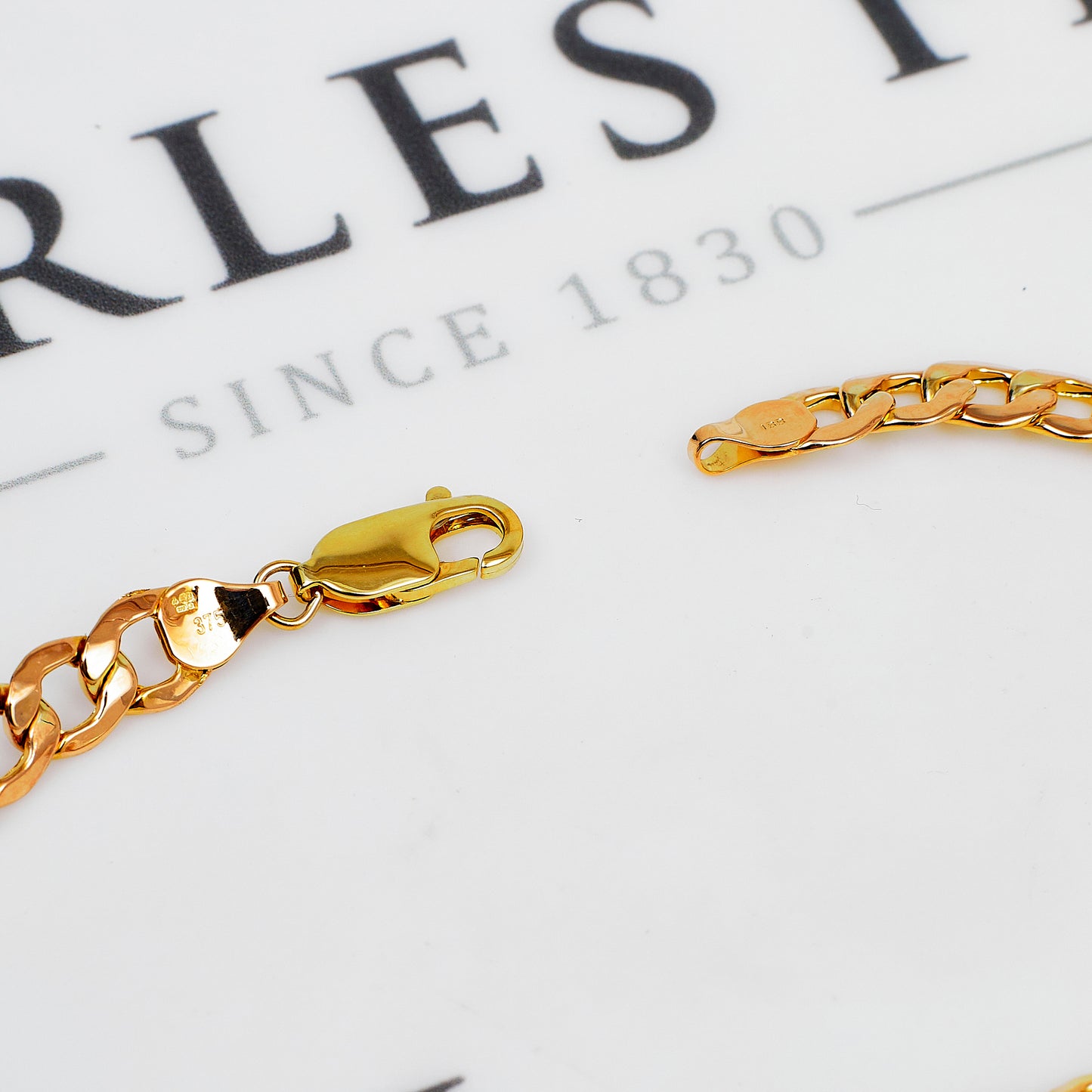 Pre-Owned 9ct Gold Curb Chain Bracelet 8.5 Inch