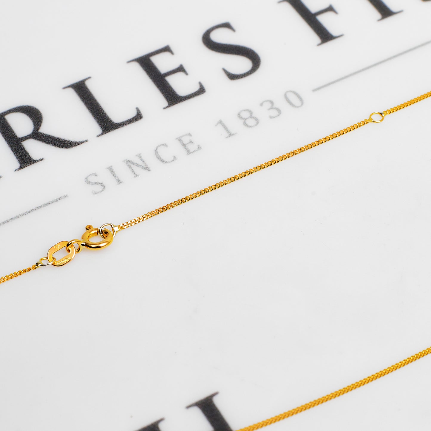 Pre-Owned 9ct Gold Curb Chain Necklace 18 Inch