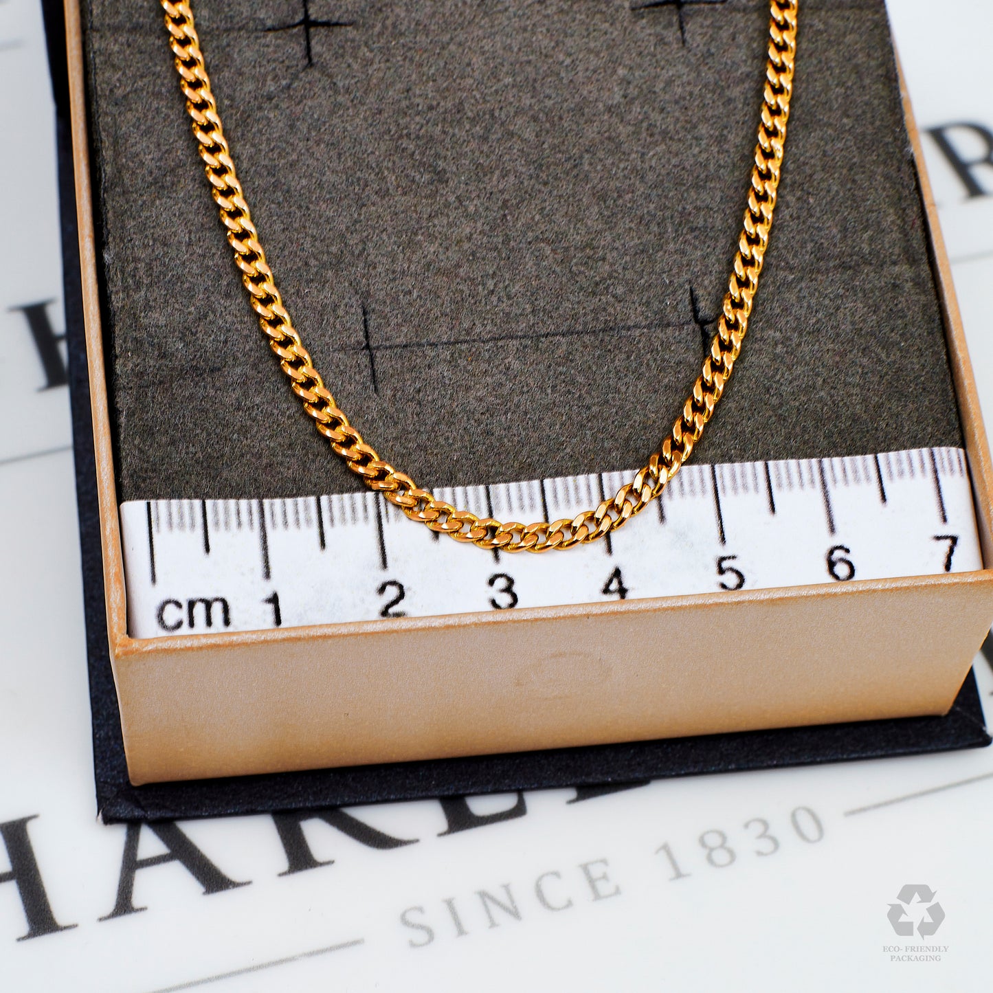 Pre-Owned 9ct Gold Hollow Curb Chain Necklace 20 Inch