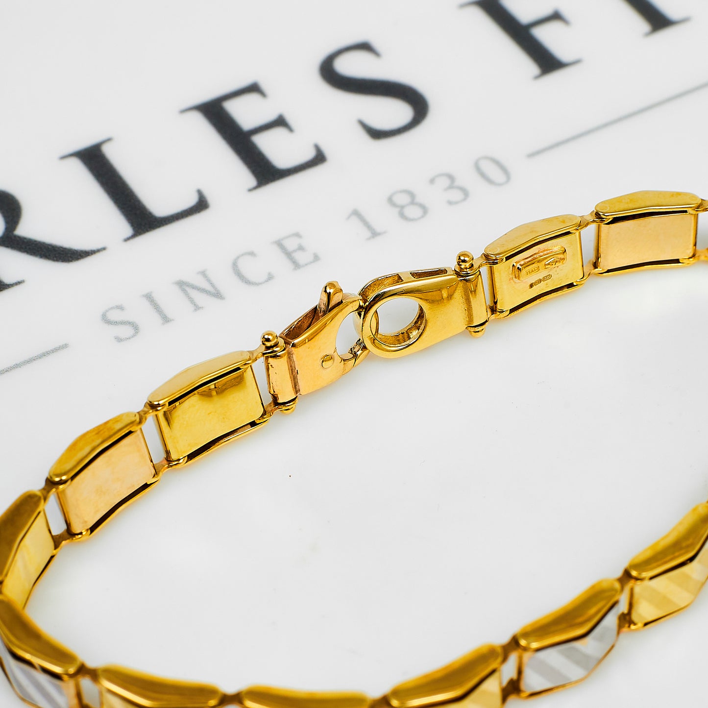 Pre-Owned 9ct Gold 2 Tone Matte & Polish Link Bracelet