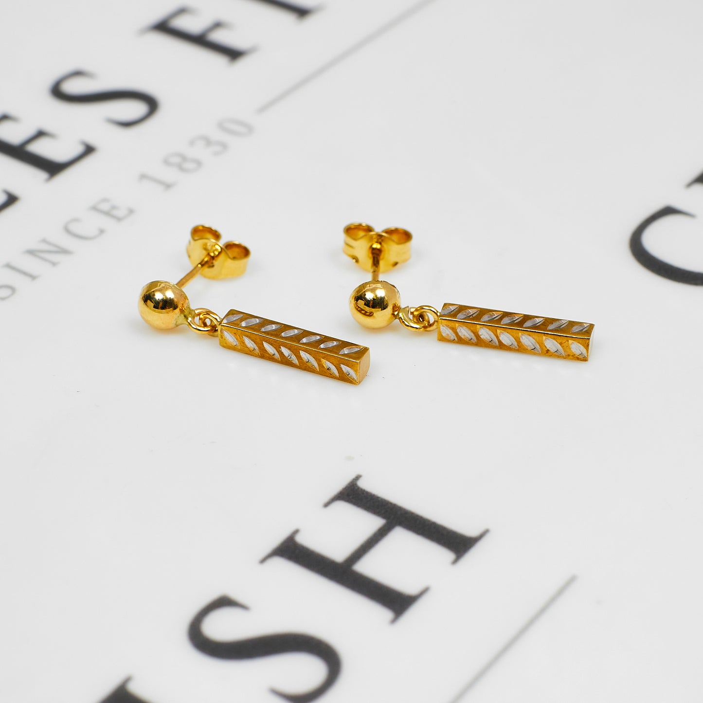 Pre-Owned 9ct Gold 2 Tone Drop Earrings