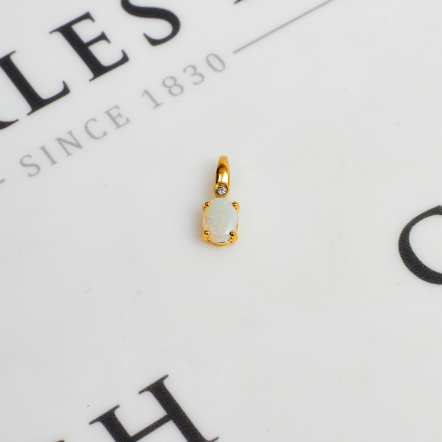 Pre-Owned 18ct Gold Diamond & Opal Pendant