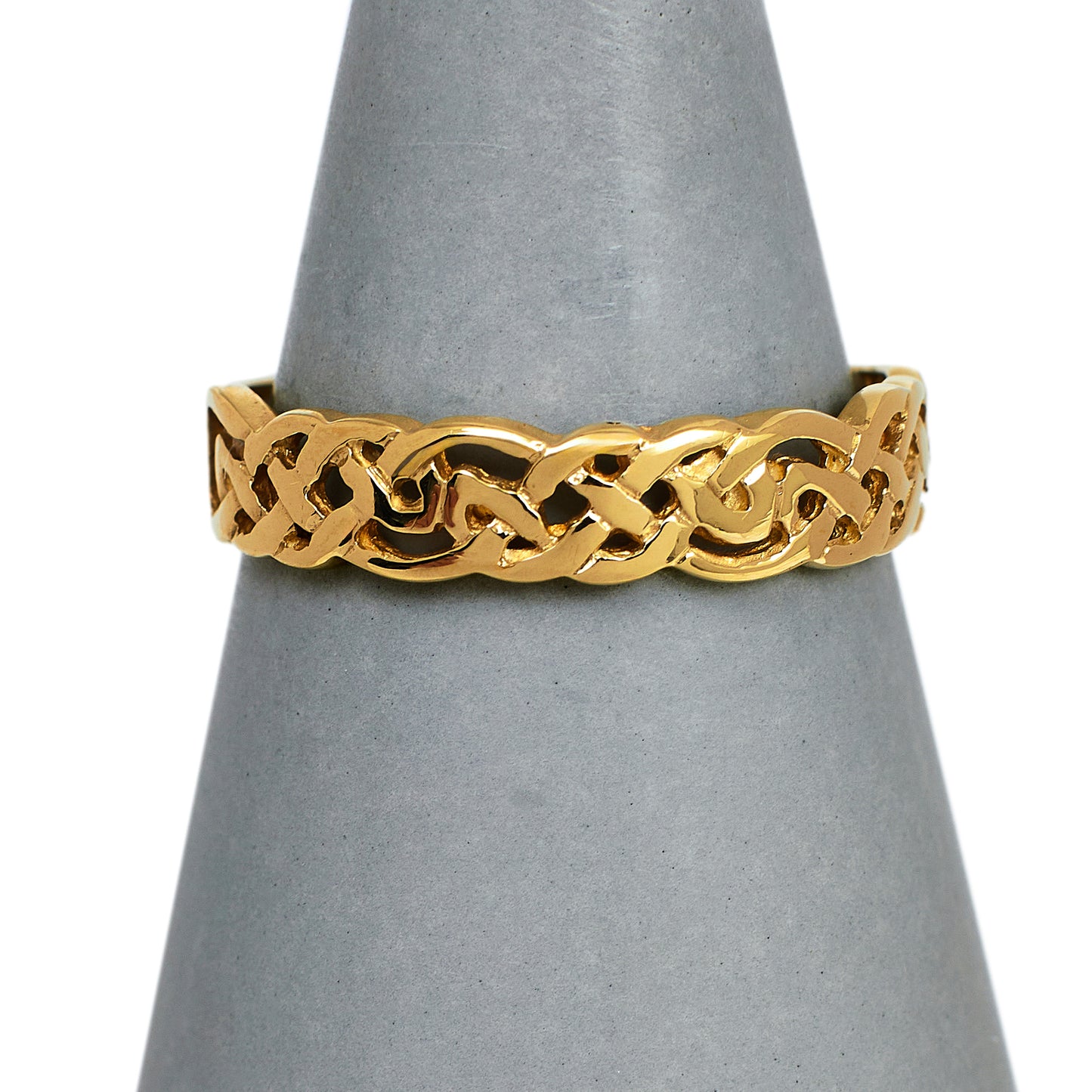 Pre-Owned 9ct Gold Mens Celtic Knot Ring Size V