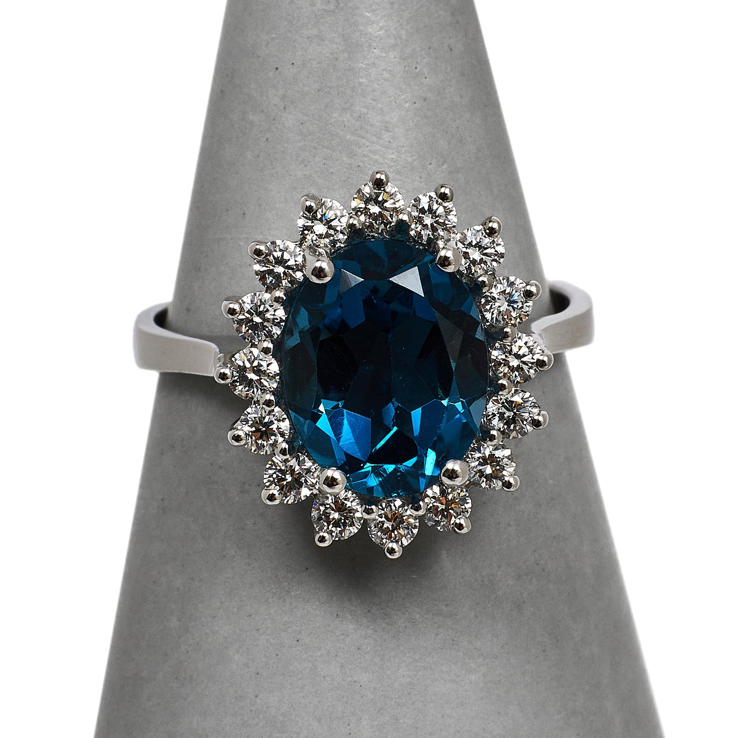 Pre-Owned 18ct White Gold Blue Topaz & Diamond Cluster Ring