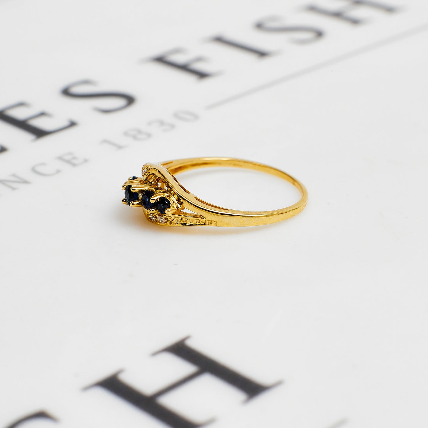 Pre-Owned 14ct Gold Sapphire & Diamond Dress Ring Size M