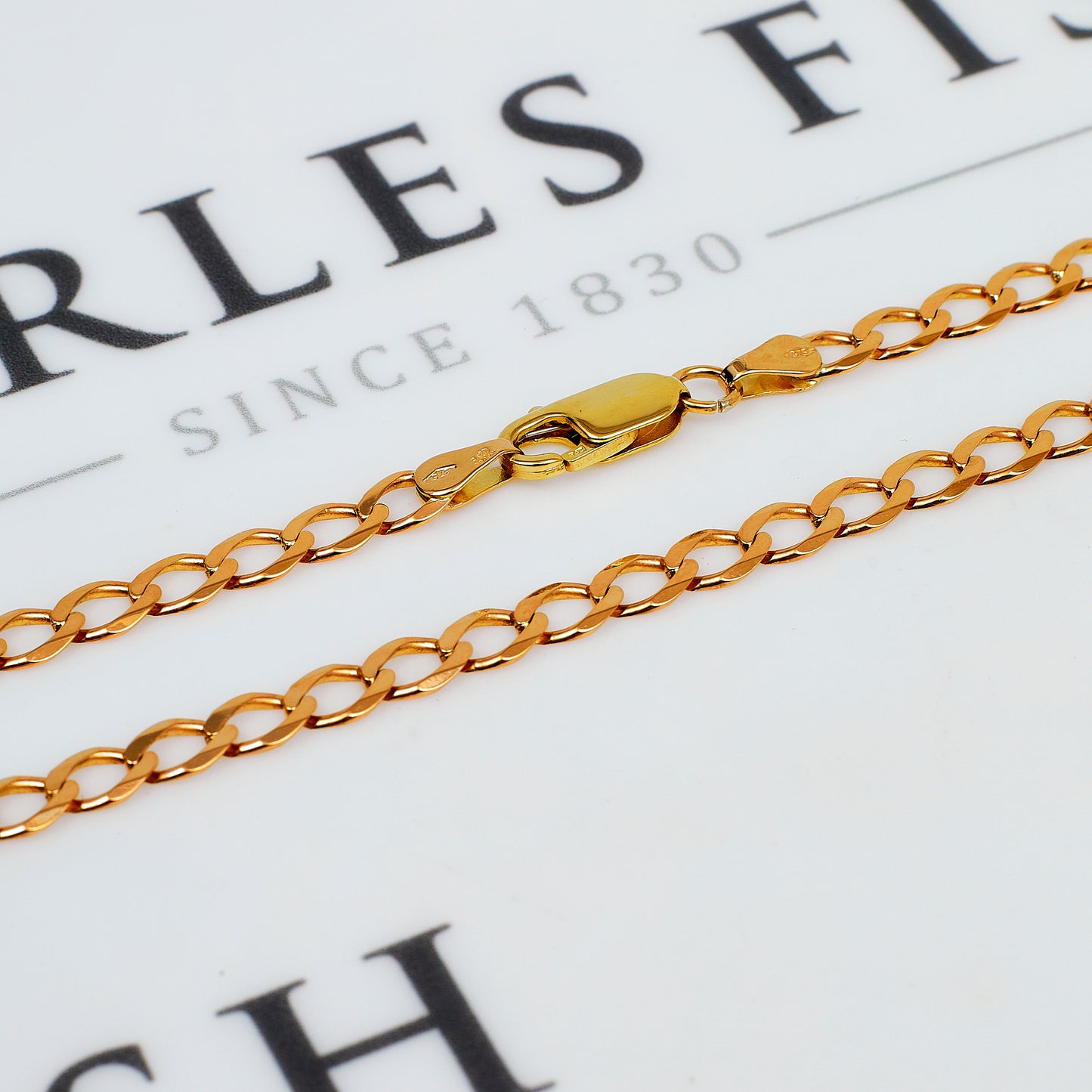 Pre-Owned 9ct Gold Curb Chain Necklace 24 Inch