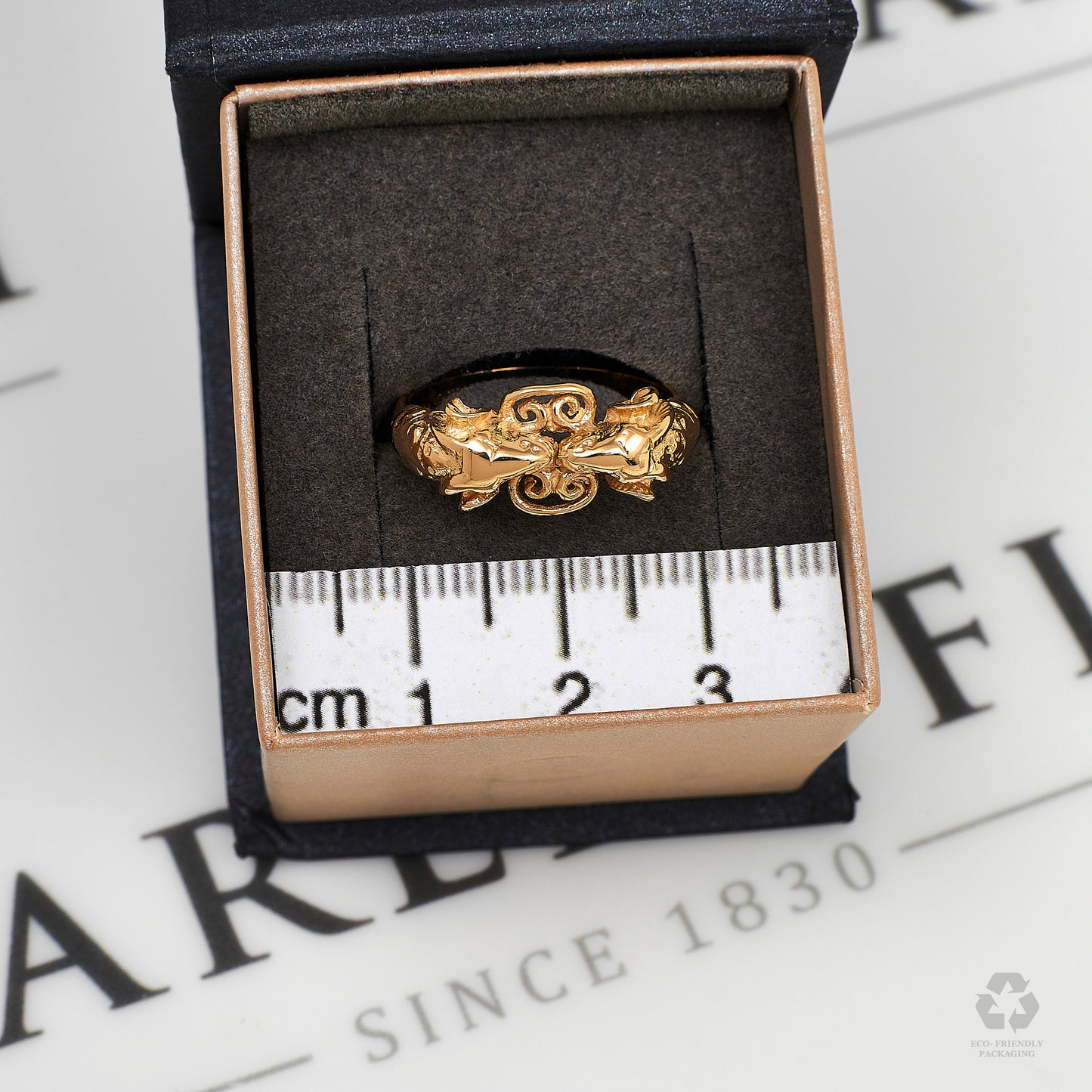 Pre-Owned 9ct Gold 2 Ram Heads Dress Ring Size P