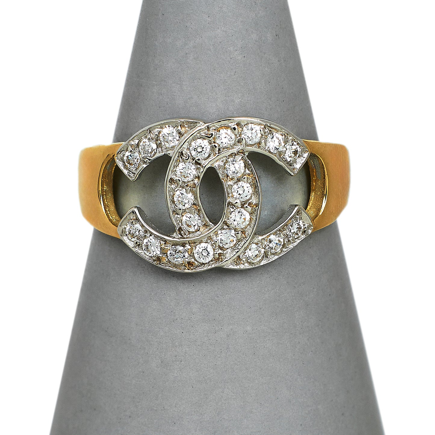 Pre-Owned 9ct Gold CZ Crossed C Design Dress Ring