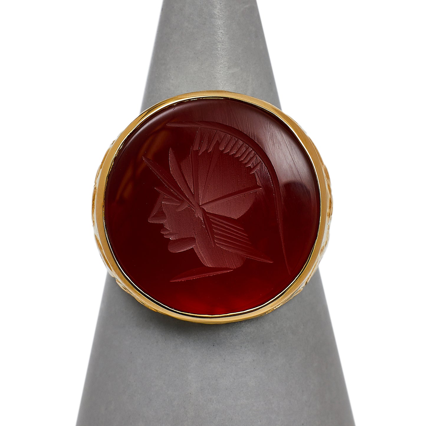 Pre-Owned 9ct Gold Carnelian Itaglio Signet Ring Size S.5