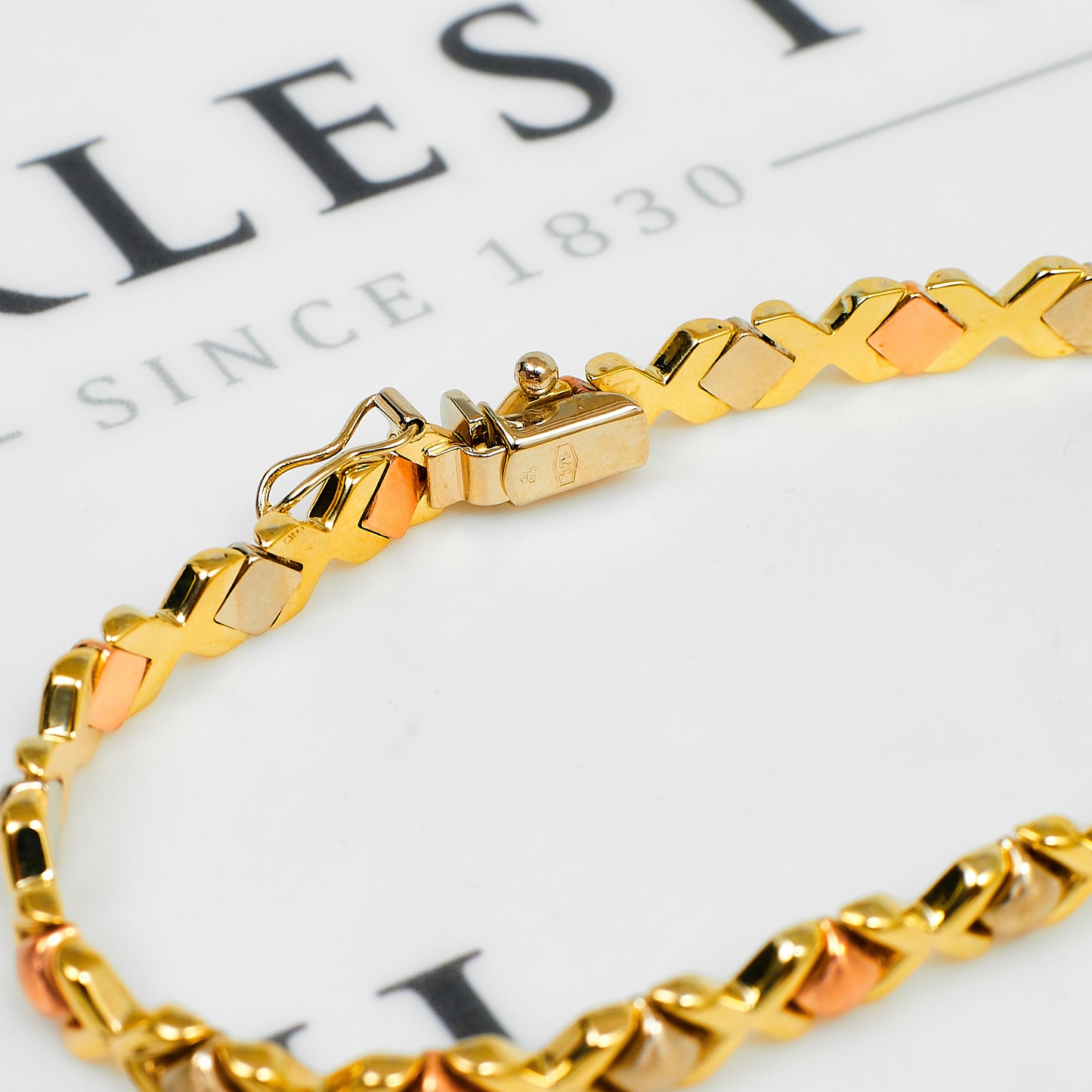 Pre-Owned 9ct Gold Tricolour XO Link Bracelet