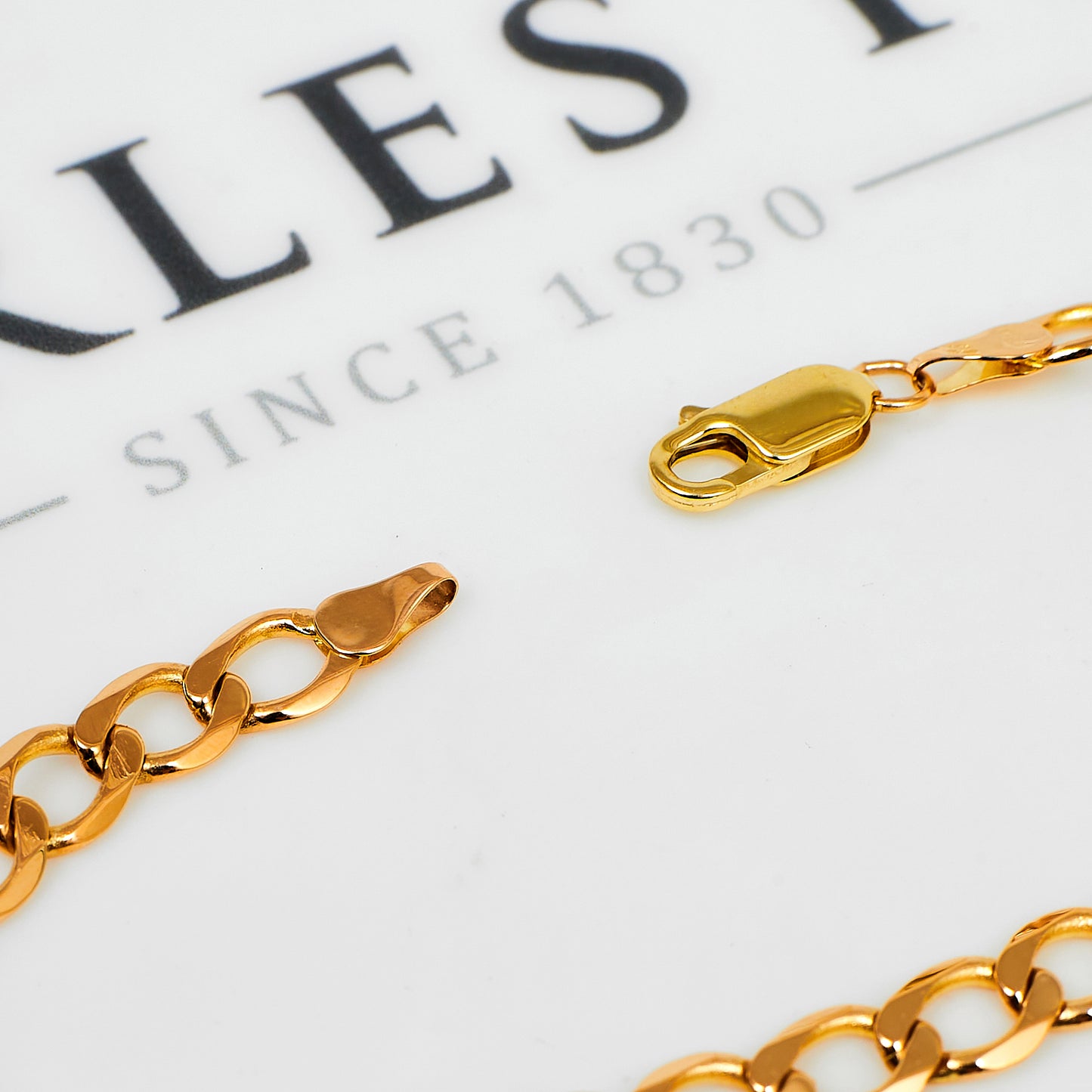 Pre-Owned 9ct Gold Curb Chain Bracelet 8 Inch