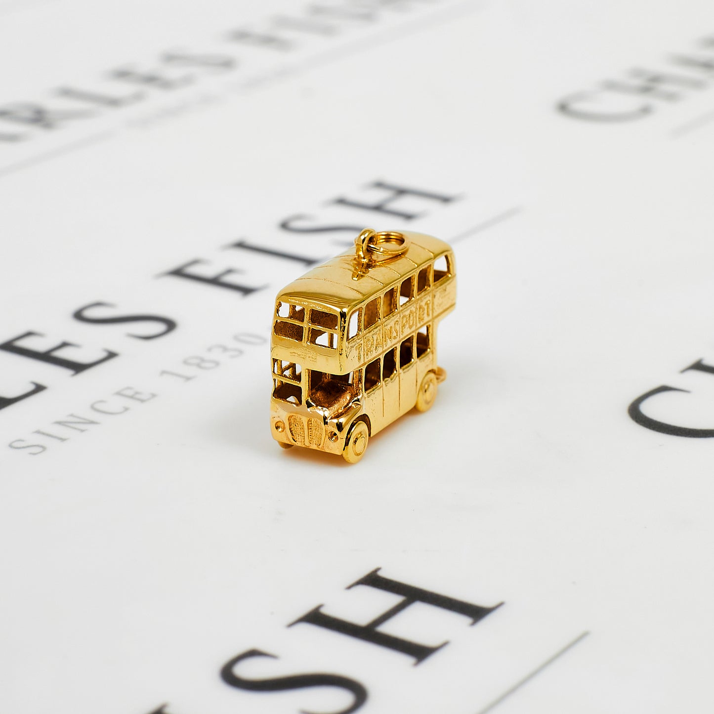 Pre-Owned 9ct Gold London Double Decker Bus Charm
