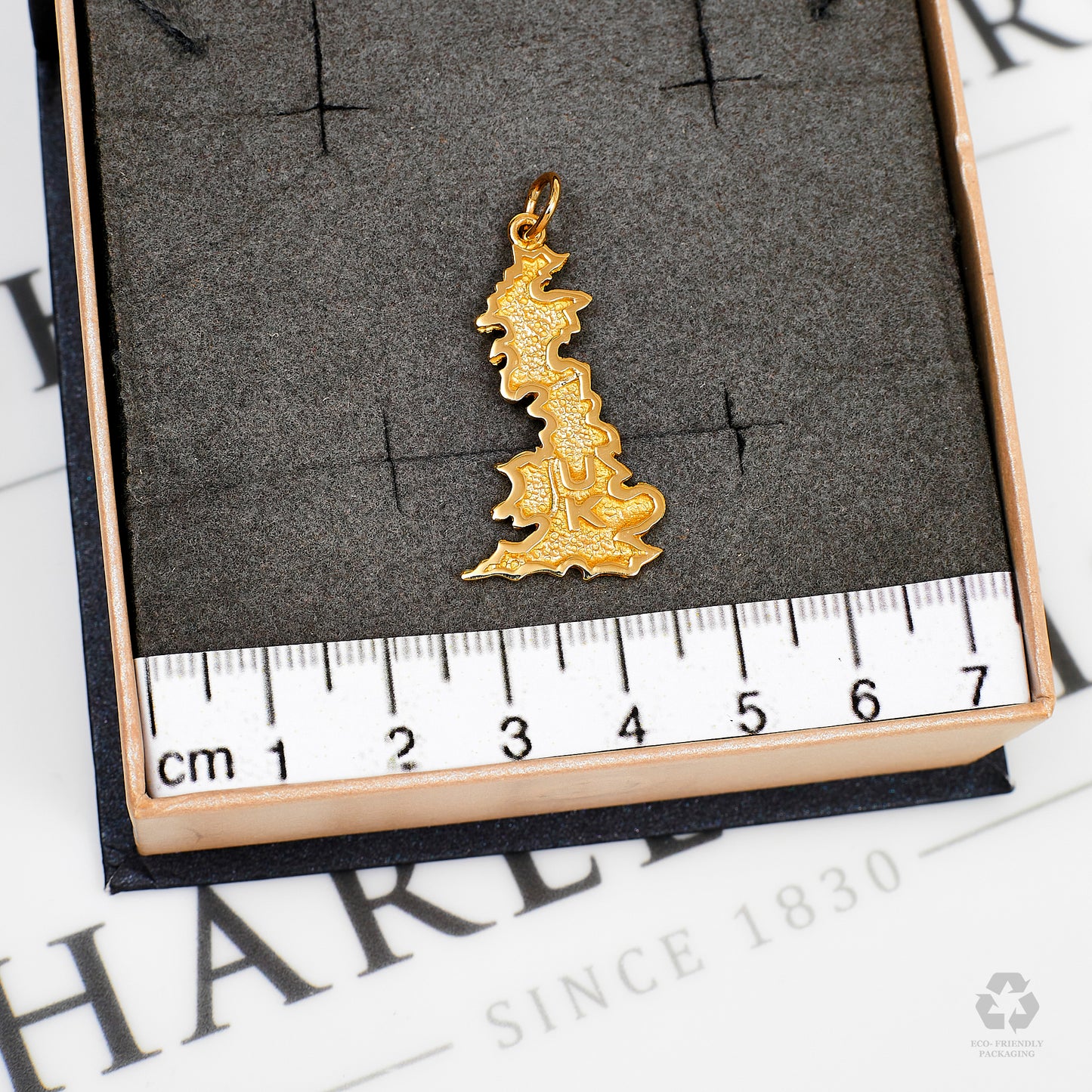 Pre-Owned 9ct Gold Map Of Great Britain Charm
