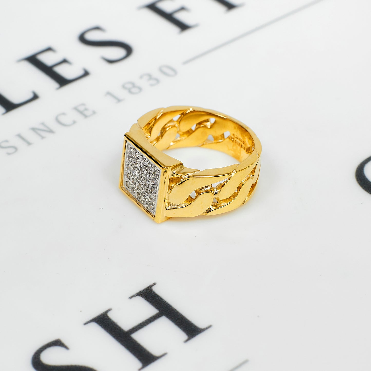 Pre-Owned 9ct Gold 25 Diamond Signet Ring Size S