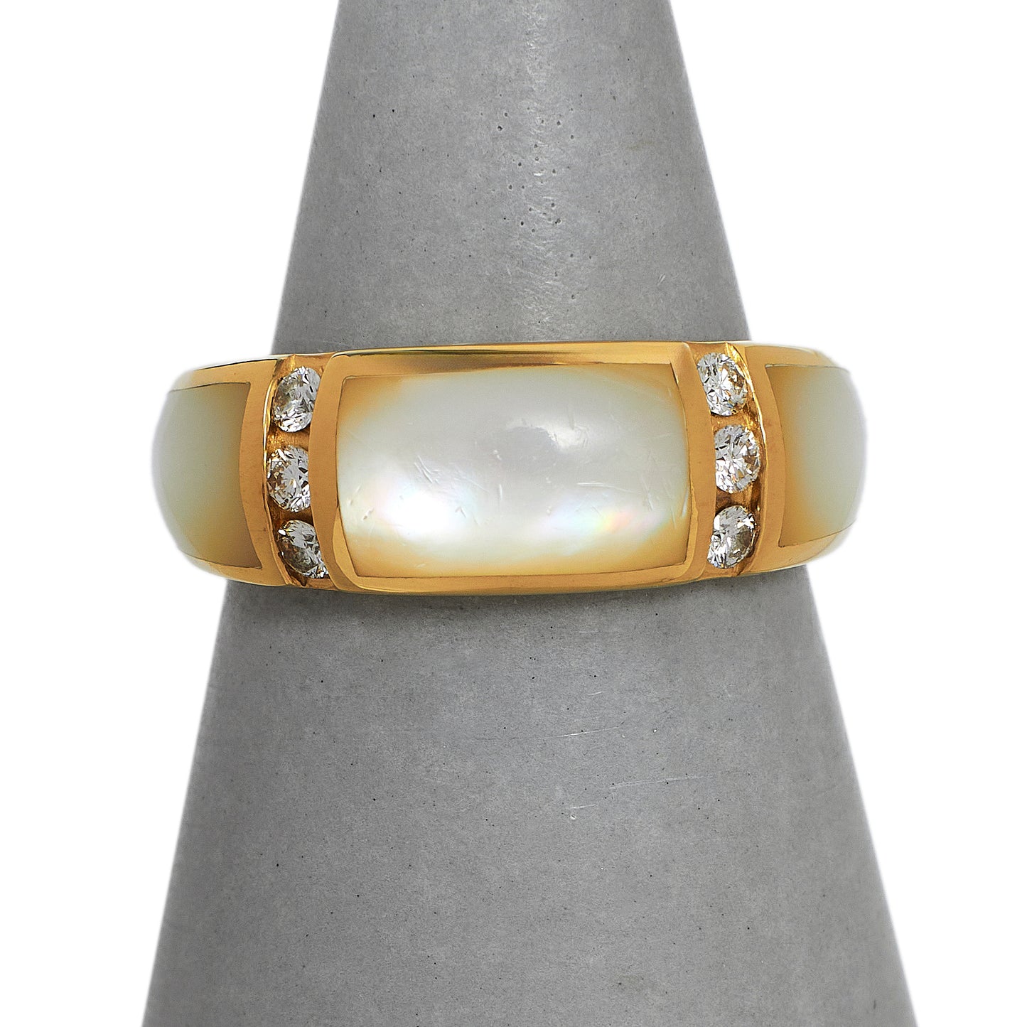 Pre-Owned 14ct Gold Mother of Pearl & 6 Diamond Band Ring