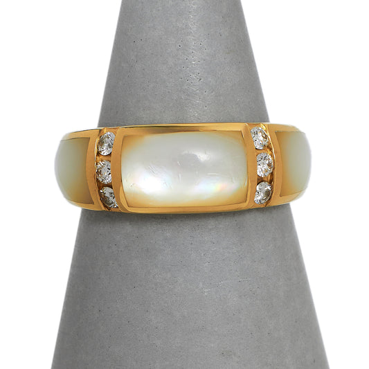 Pre-Owned 14ct Gold Mother of Pearl & 6 Diamond Band Ring