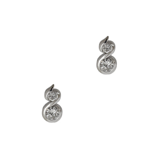 Pre-Owned 18ct White Gold 2 Diamond Stud Earrings