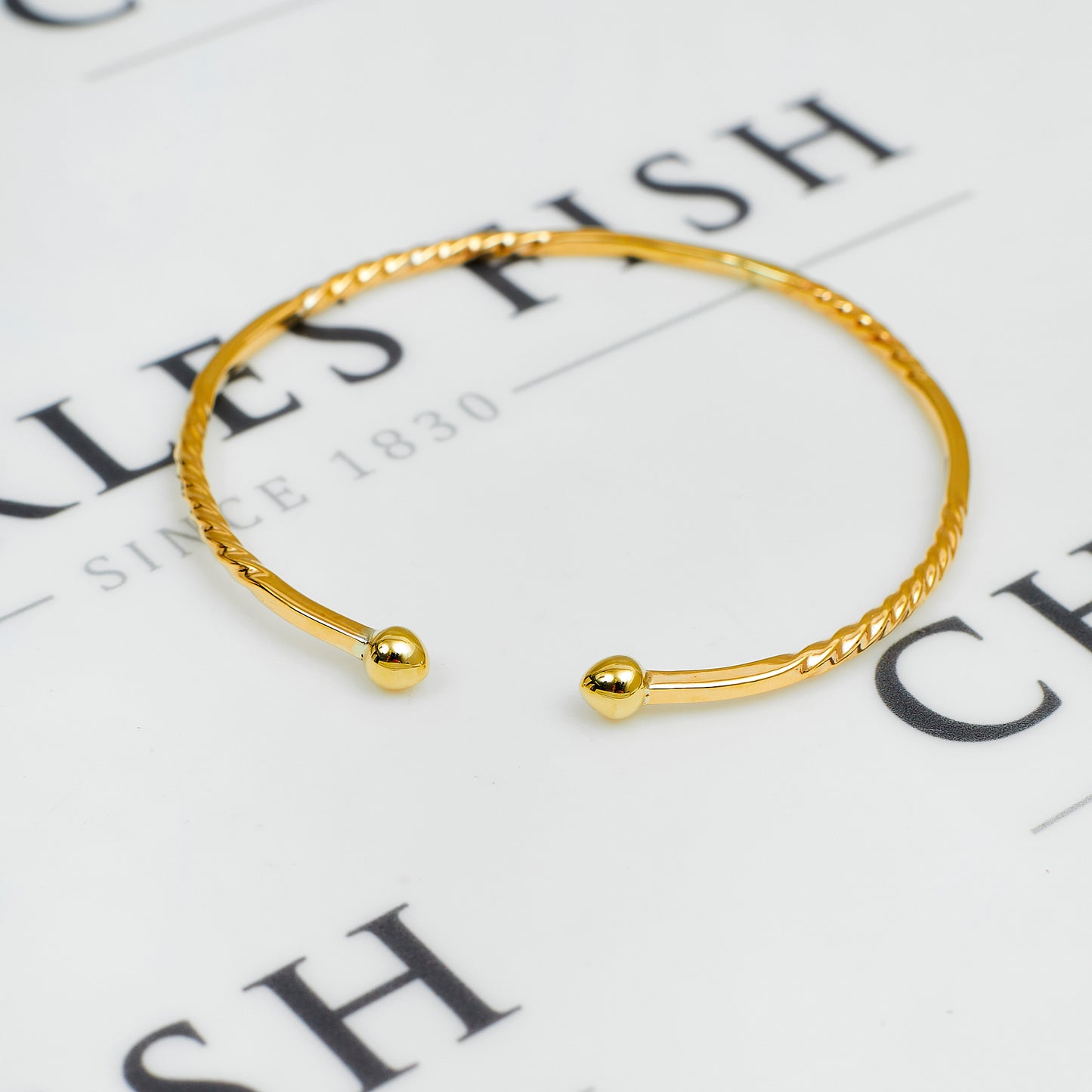 Pre-Owned 9ct Gold Twist Design Torque Bangle