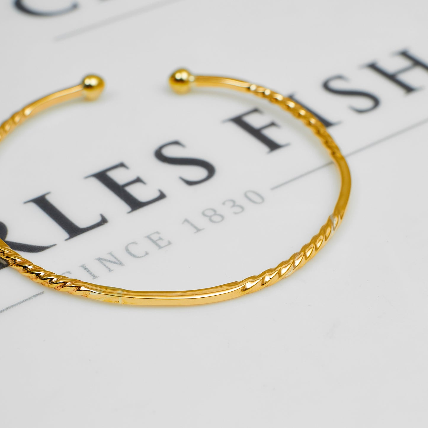 Pre-Owned 9ct Gold Twist Design Torque Bangle
