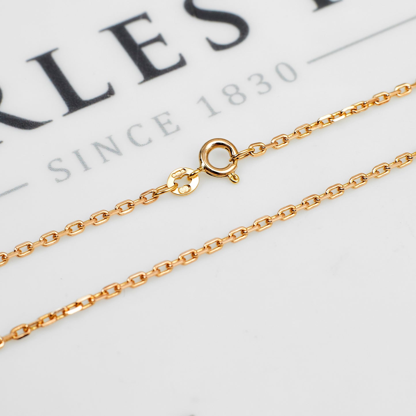 Pre-Owned 9ct Gold Trace Chain Necklace 18 Inch