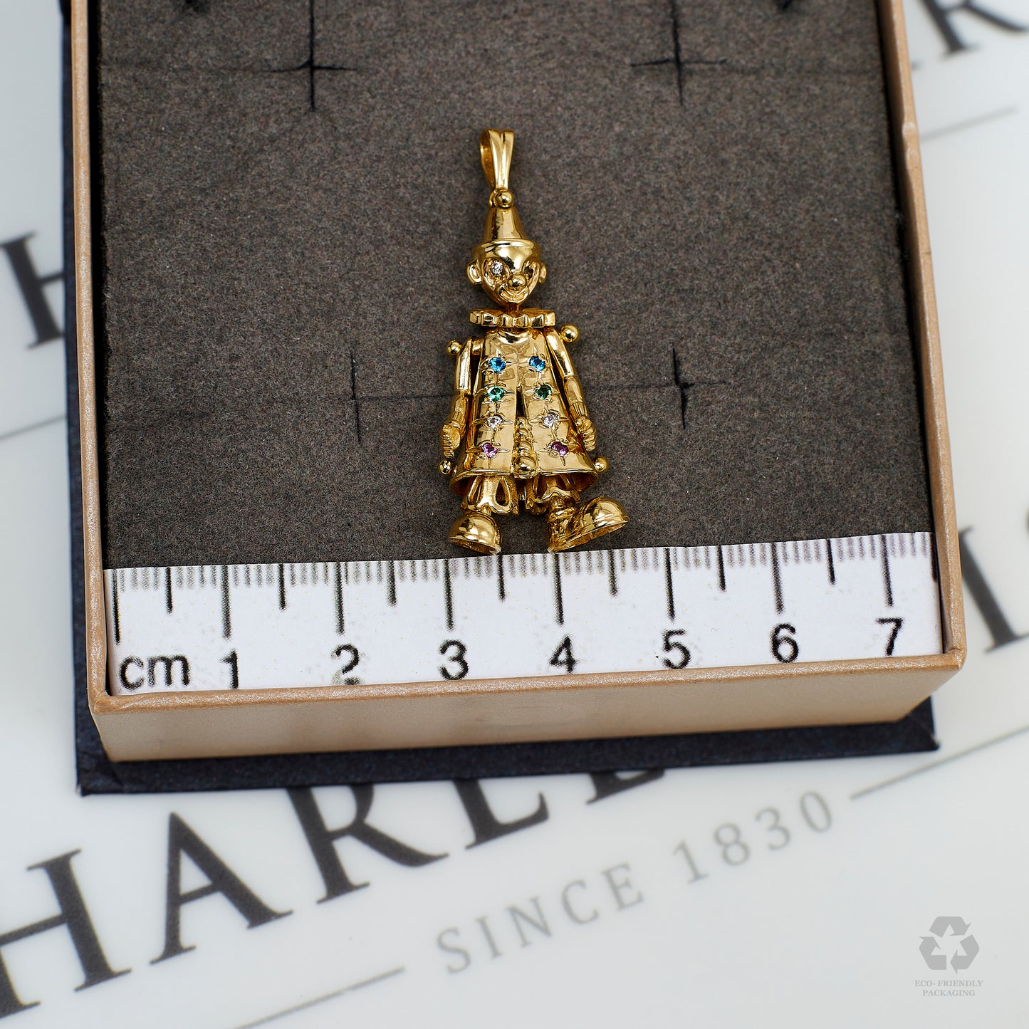 Pre-Owned 9ct Gold CZ Clown Pendant