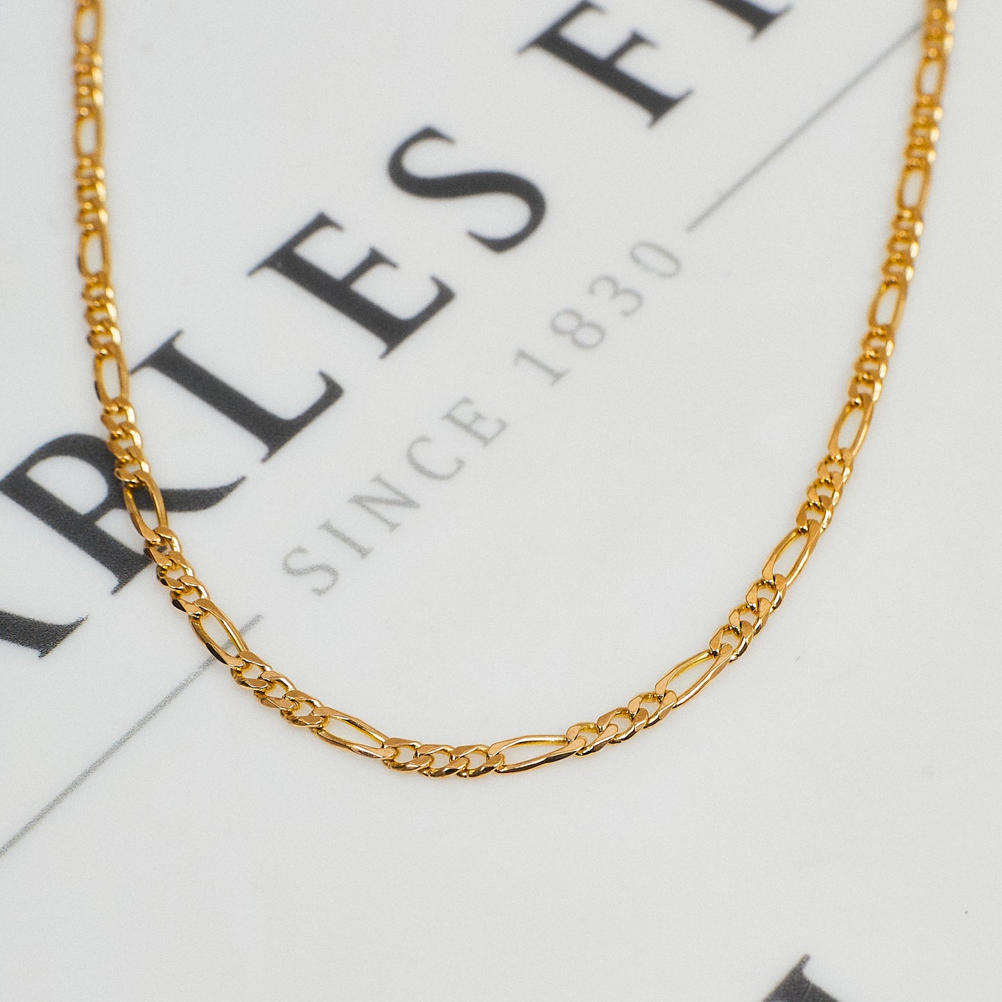 Pre-Owned 9ct Gold Figaro Chain Necklace 30 Inch