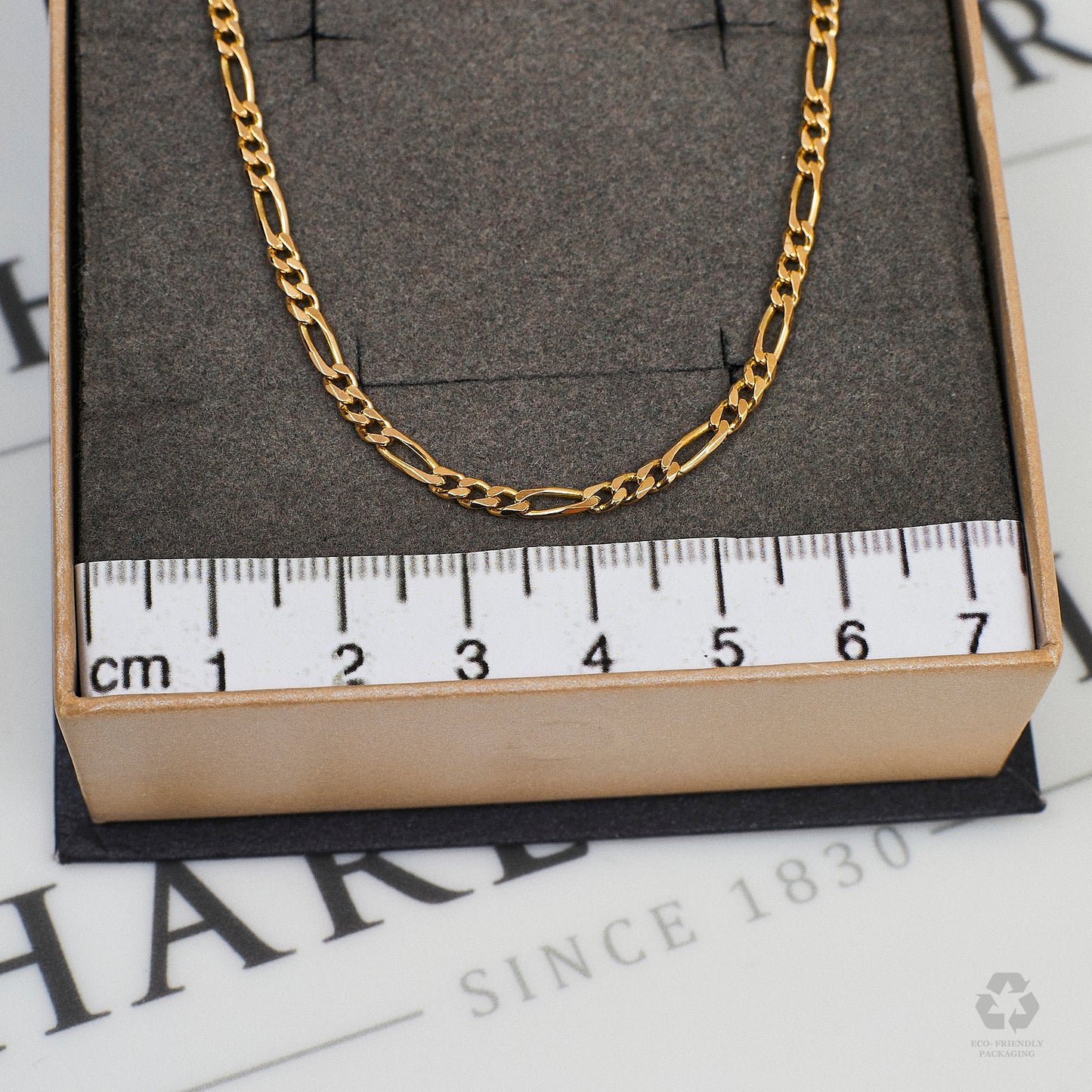 Pre-Owned 9ct Gold Figaro Chain Necklace 30 Inch