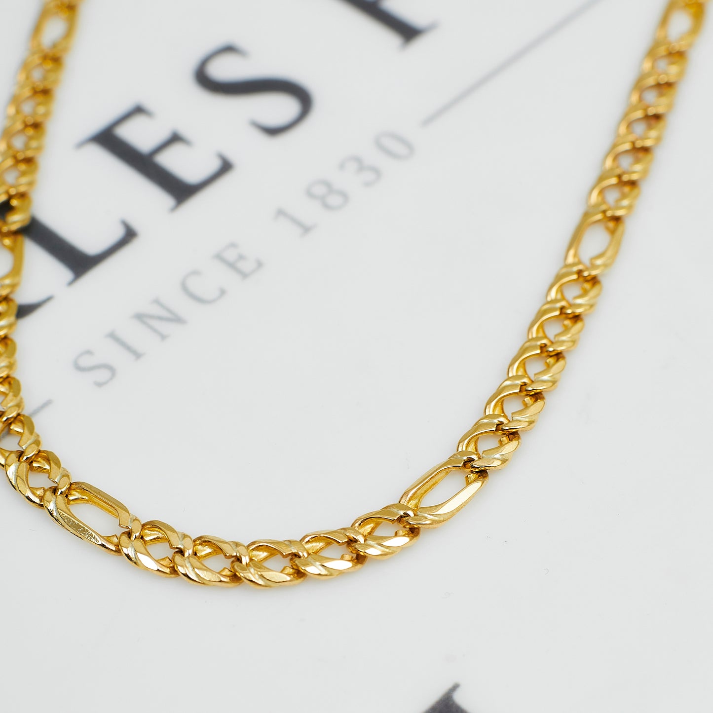 Pre-Owned 9ct Gold Figaro Chain Necklace 22 Inch