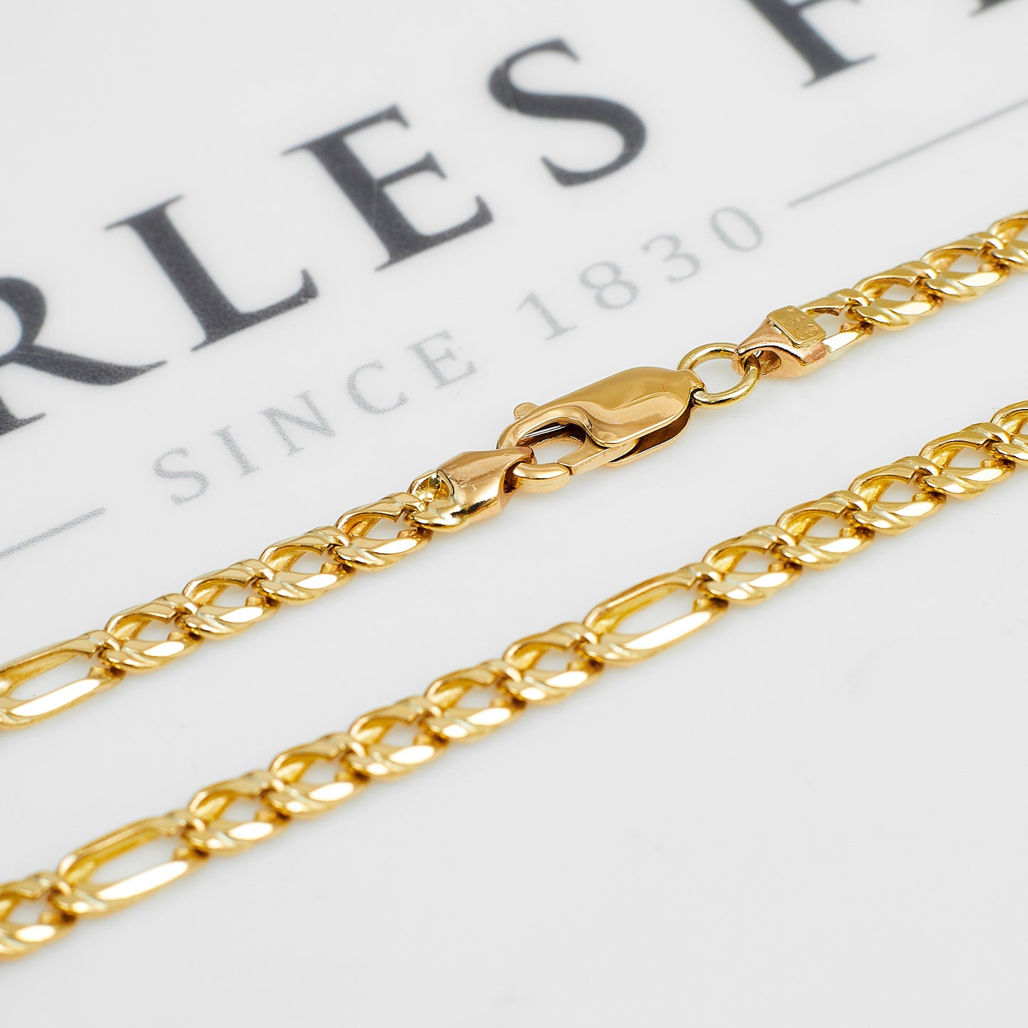Pre-Owned 9ct Gold Figaro Chain Necklace 22 Inch