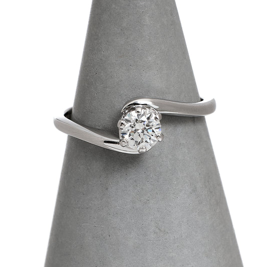 Pre-Owned 18ct White Gold Diamond Twist Design Ring Size J