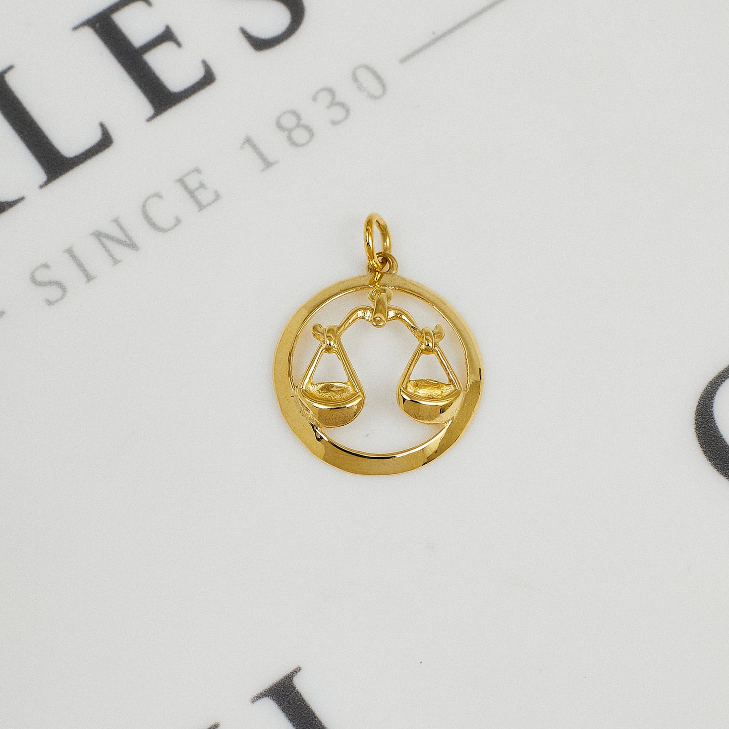 Pre-Owned 9ct Gold Libra Star Sign Pendant